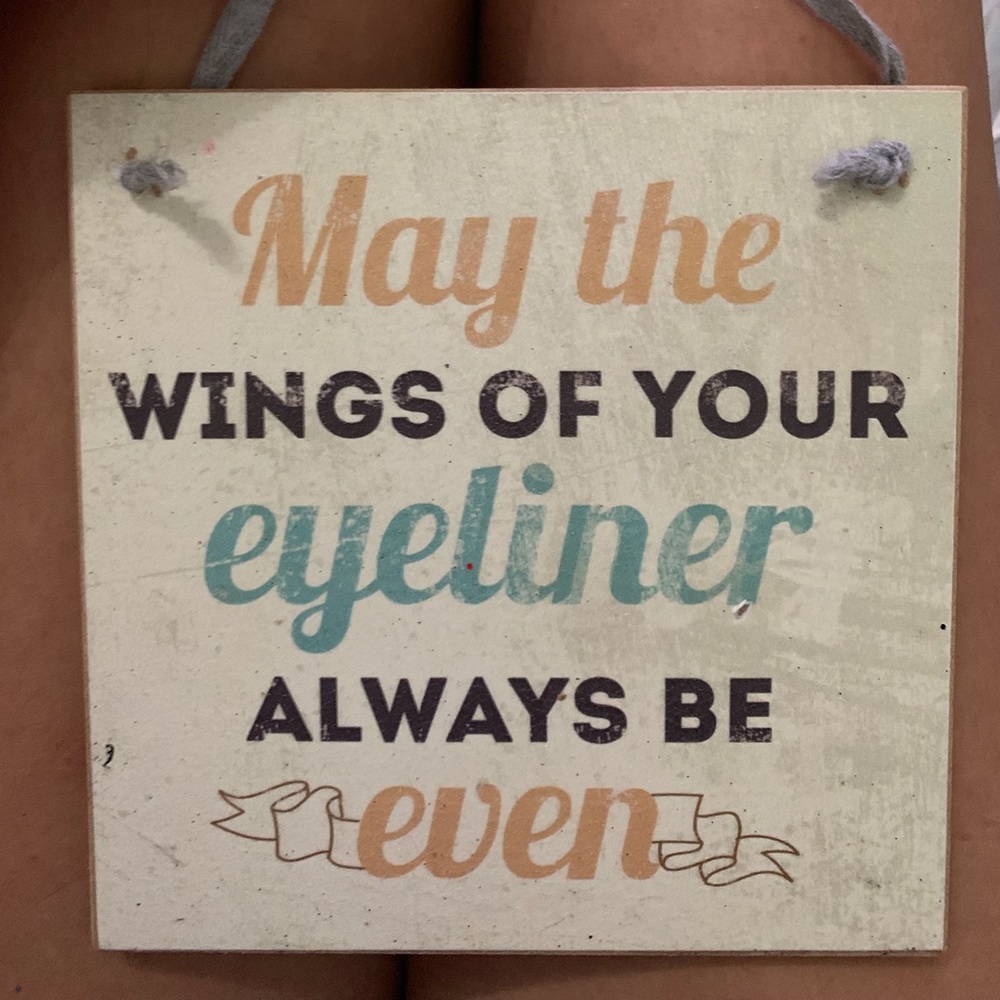 Room Decor for Makeup Artists!